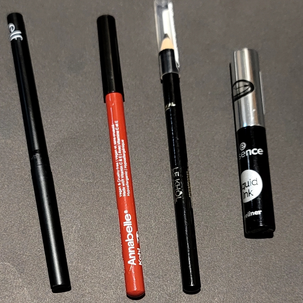 Eyeliner and eyeliner pencil set